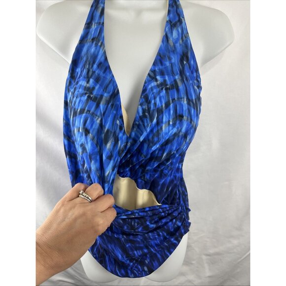 Miraclesuit Blue Patterned One-Piece Suit in Women's Size 14 - Picture 3 of 10